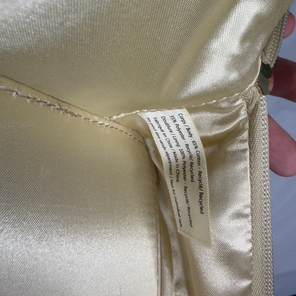 Lancome Makeup case (travel cosmetic case) like new - Picture 5 of 7